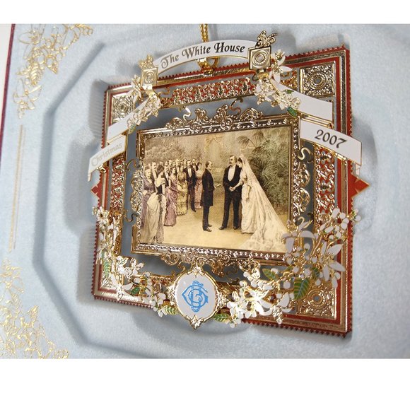 2007 Gold-plated White House Christmas Ornament The Wedding Cleveland, Orig Box - Picture 2 of 10